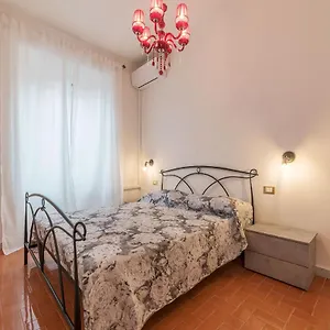 https://piramide-testaccio-design-flat.it-romehotels.com